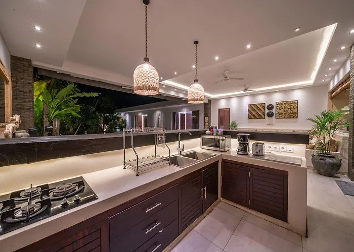 Bima - 3 Bedroom In Villa Seminyak